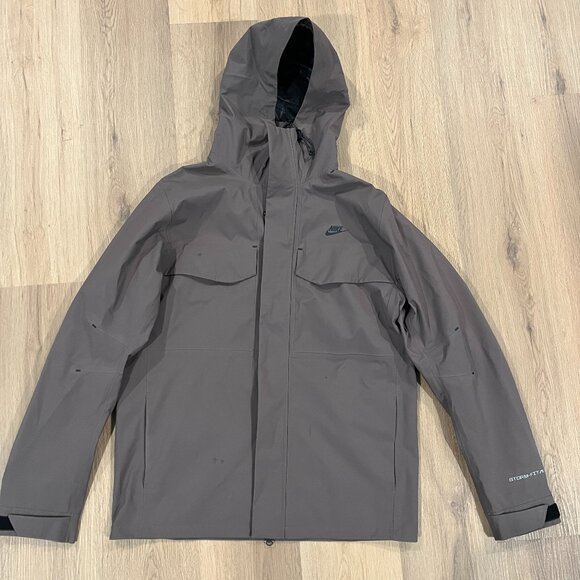 Nike Sportswear Storm Fit Shell Hooded Rain Jacket ADV Size Medium - Picture 3 of 7